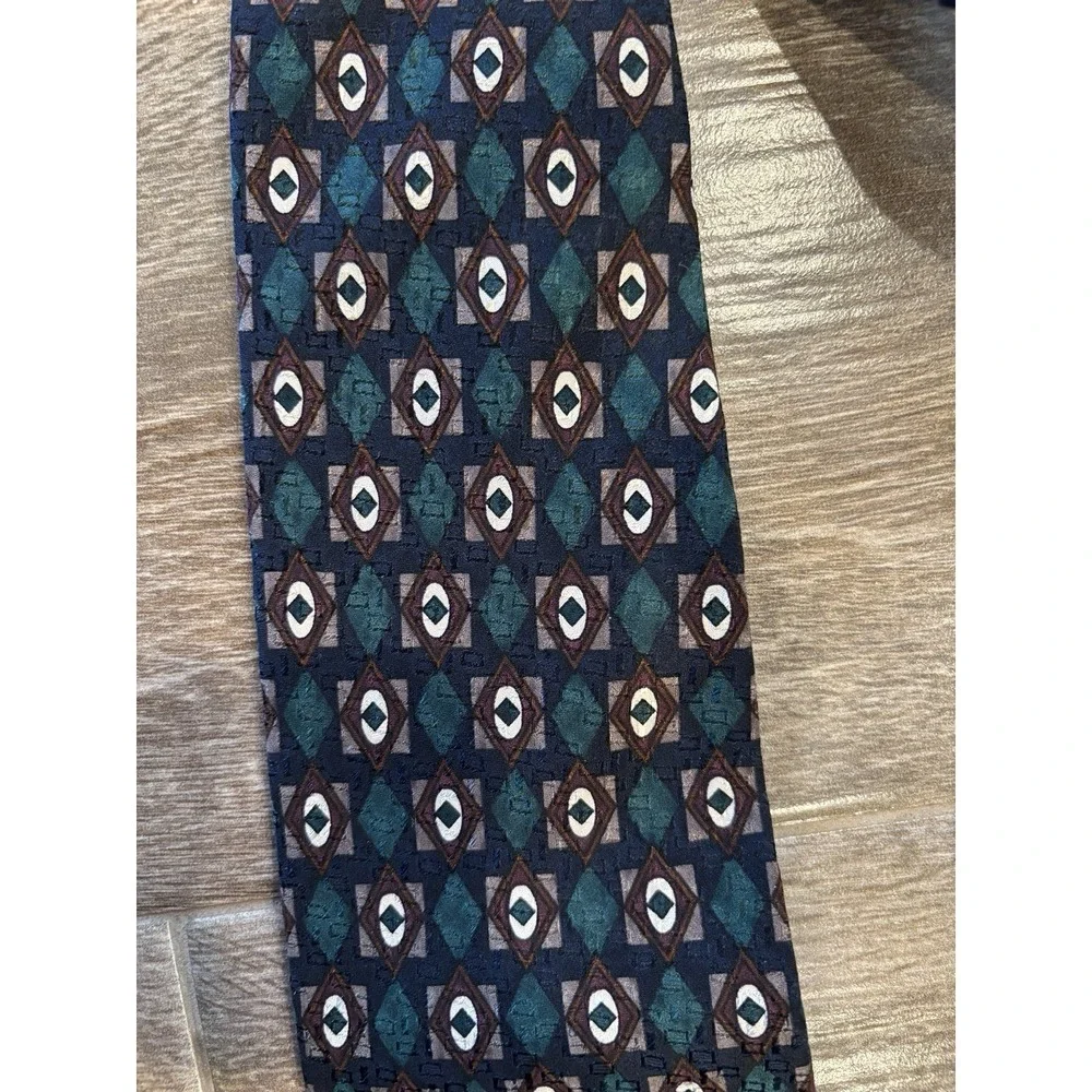 Geoffrey Beene‎ Men's 100% Silk Tie Geometric Chocolate Brown Hunter Green Navy
